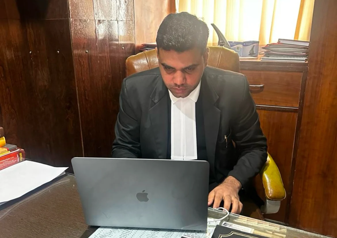 Advocate Manish Kumar, M.K Associates Law Firm